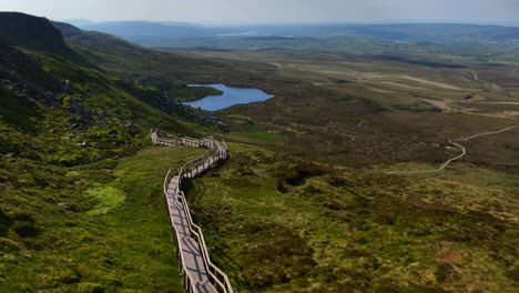 Geoparque-De-Los-Lagos-De-Cuilcagh,-Condado-De-Fermanagh,-Irlanda-Del-Norte,-Junio-De-2023