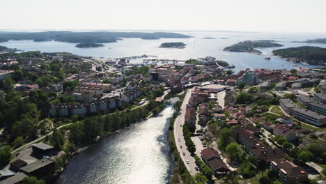 Ciudad-De-Stromstad-En-La-Costa-Oeste-De-Suecia,-Cerca-De-La-Frontera-Con-Noruega.