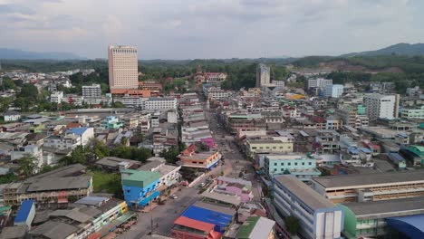 Betong-Es-El-Distrito-Más-Meridional-De-Tailandia,-Rodeado-De-Altas-Montañas-Y-Comparte-Frontera-Con-Malasia.