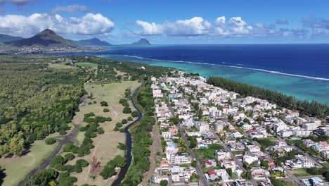 Flic-En-Flac-En-Port-Louis-En-La-Isla-Mauricio-Mauricio