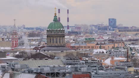 Blick-Auf-St.-Petersburg-Von-Der-Kolonnade-Der-Kathedrale-St.-Isaac.