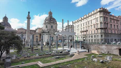 Iglesia-Del-Santísimo-Nombre-De-María-En-El-Foro-De-Trajano,-Iglesia-Católica-Romana-En-Roma,-Italia