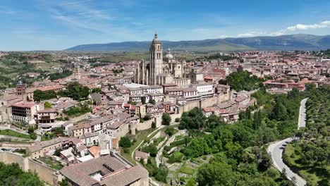 Old-city-of-Segovia-spain-low-Panning-drone-aerial