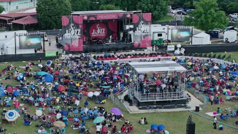 Aerial-view-of-many-people-on-Jazz-Festival-in-Atlanta,-Georgia