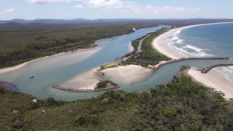 Experimente-La-Impresionante-Belleza-Del-Río-Wooli-Wooli-Desde-Arriba