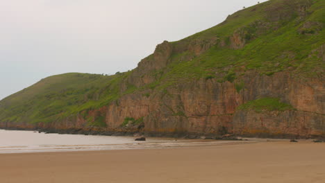 Promontorio-De-Brean-Down-Frente-A-La-Costa-De-Somerset,-En-Inglaterra