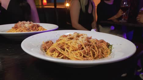 Restaurant-spaghetti-served-on-a-white-plate