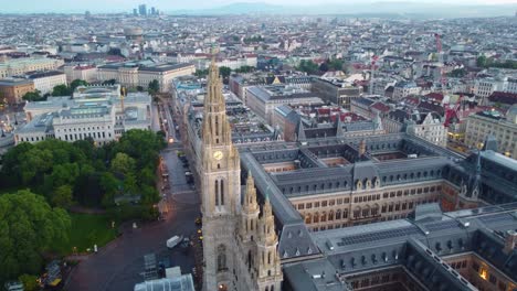 Drone-shot-of-the-center-of-the-capital-Vienna-in-Austria