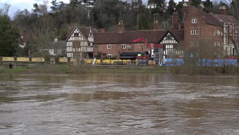 El-Río-Severn-Cerca-De-La-Inundación