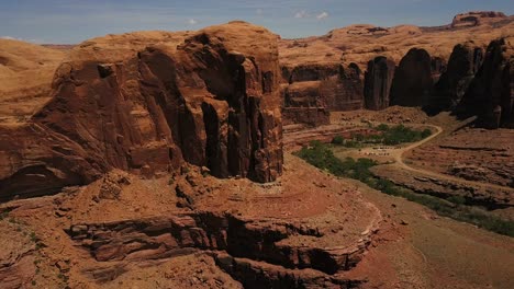 Cinematic-shots-of-scenic-natural-desert-formation-areas-in-and-around-Moab