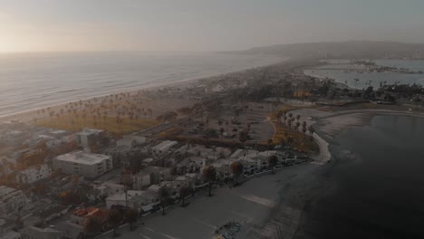 Playa-De-San-Diego-Al-Atardecer-Disparo-De-Drone