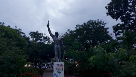 Close-up-of-the-Francisco-Xavier-da-Veiga-Cabral-statue,-also-known-as-"Cabralzinho",-in-Macapá,-Amapá,-Brazil,-showcasing-its-historical-significance-and-intricate-details