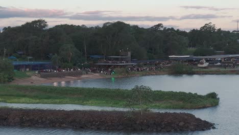 People-having-a-party-outdoors-on-the-coastline