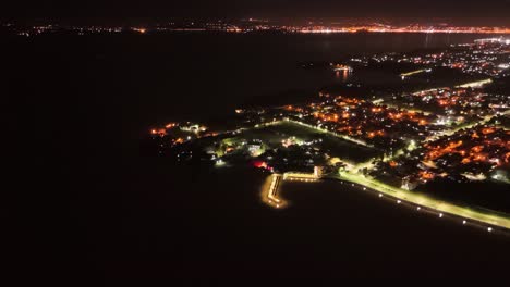 Aerial-view-over-the-Posadas-city-at-night