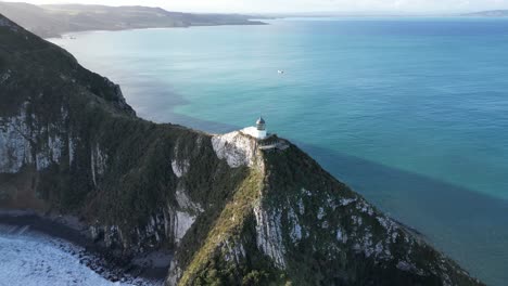 Vista-Aérea-De-360-Grados-Del-Faro-De-Nugget-Point