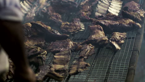 Closeup-of-different-types-of-meat-roasted-on-the-grill