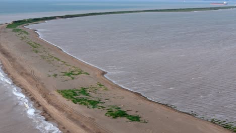 Luftaufnahmen-Der-Halbinsel-Spurn-Head-An-Der-Mündung-Des-Flusses-Humber