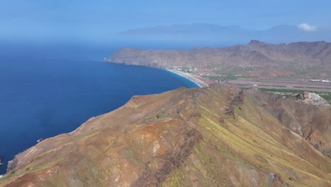 Vista-Aérea-De-La-Isla-De-Sao-Vicente,-Cabo-Verde