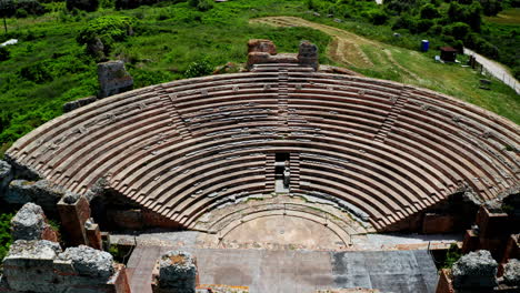 Top-down-aerial-drone-shot-of-the-Theatre-of-Dodona-in-the-Epirus-region-in-Greece