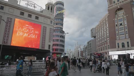 The-famous-Callao-square-with-the-huge-Callao-cinemas-at-Gran-Via-street,-Madrid,-Spain