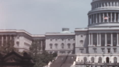 Edificio-Del-Capitolio-De-Los-Estados-Unidos-Con-Escalera-De-Entrada-En-La-Década-De-1950