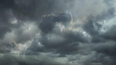 Gewitter-Videohintergrund-Mit-Blitz