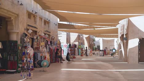 Historical-market-of-al-seef-in-old-dubai-with-very-few-tourists