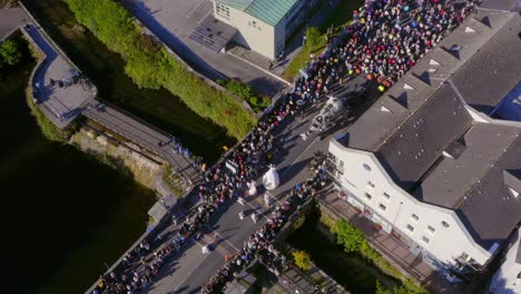 Die-Pegasus-Parade-Erobert-Während-Der-Feierlichkeiten-Am-Samstag-Die-Straßen-Von-Galway