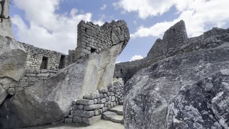 Enchanting-Incan-ruins-nestled-in-the-Andes