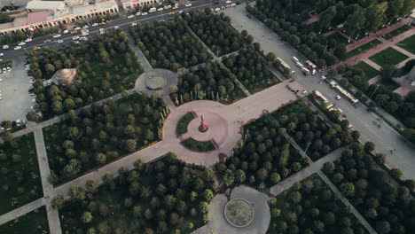 Green-central-park-with-trees-in-Samarkand