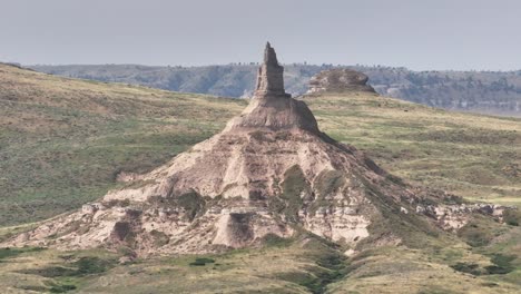 Luftaufnahme-Der-Nationalen-Historischen-Stätte-Chimney-Rock-In-Nebraska