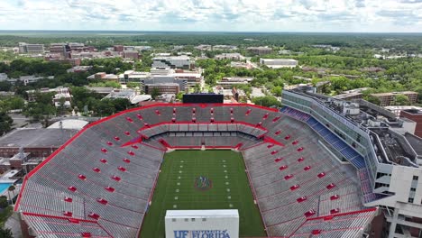 Aerial-flyover-Ben-Hill-Griffin-Stadium-in-Gainesville,-Florida