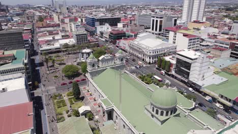 Metropolitan-cathedral-and-downtown-san-josé-in-costa-rica-during-the-day,-aerial-view