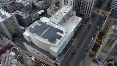 Drone-Shot-of-Masonic-Auditorium-Building-on-Nob-Hill,-Downtown-San-Francisco,-California-USA