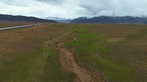 Aerial-view-of-the-Green-Mountains-and-peaceful-nature