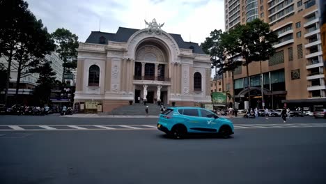 Vista-Típica-De-La-Ópera-De-Saigón-En-La-Ciudad-De-Ho-Chi-Minh