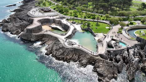 Museo-Del-Mar-De-La-Península-De-La-Magdalena,-Ciudad-De-Santander,-España,-Drones,-Vista-Aérea