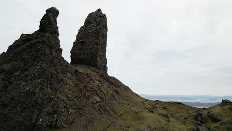 Old-Man-Of-Storr,-Schottland,-Drohne,-4k