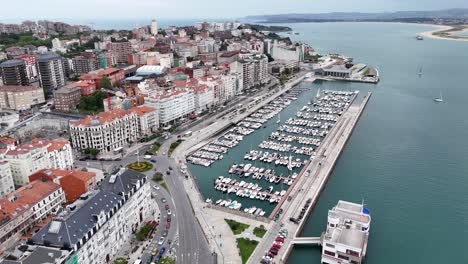 Santander-City-Spanien-Hafengebiet-Drohne,-Luftaufnahme-Aus-Großer-Perspektive