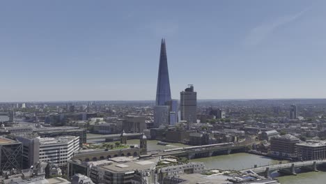 Aerial-look-of-London-skyline