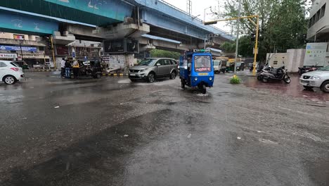 Vehicles-suffering-due-to-rain-water-in-ongoing-rain-in-city