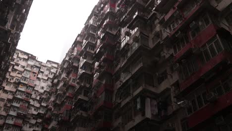 Dense-Old-Residential-Apartment-Buildings-In-Hong-Kong-Neighborhood,-Urban-Dwelling