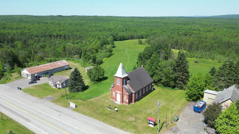 Landscape-Drone-Shot-in-Estrie-Quebec-Canada