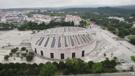 Aerial-view-of-famous-shrine-in-Portugal,-Sanctuary-of-Our-Lady-of-Fatima,-orbiting