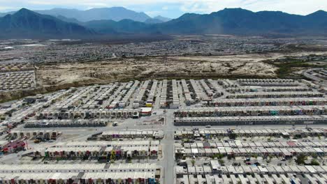 Development-of-new-suburb-area-of-Monterrey-city-with-beautiful-mountains-of-La-Huasteca-park