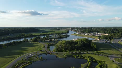 Überführung-Der-Marina-Von-Clarksville-Im-Juni