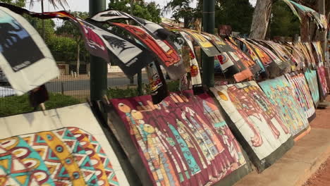 Mozambique,-Maputo,-African-art-Handicraft-Market-XIV