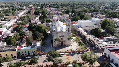 Catedral-Colonial-De-Valladolid-Monumento-Historico