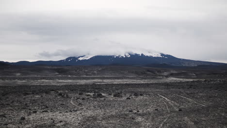 Imagen-Melancólica-De-La-Montaña-Hekla-En-Islandia