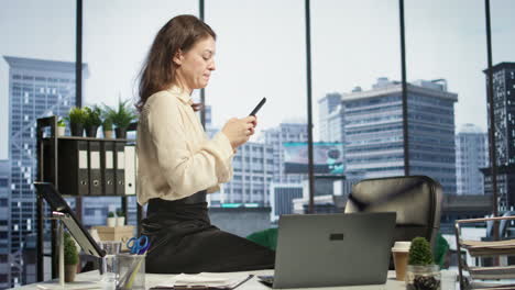 Portrait-of-goal-oriented-powerful-CEO-sitting-on-office-posing-with-authority